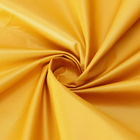 Tissu 100 % polyester très demandé et matériau doux en gros pour vêtements arabes et islamiques