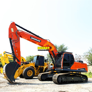 Excavadora Usada Doosan DX300LC-9C Naranja, 30 Toneladas, 2018, Cucharón de 1.5m, 151KW de Potencia, Motor Original - Product Image 1