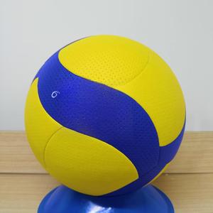ลูกวอลเลย์บอลสำหรับฝึกซ้อมระดับมืออาชีพ ขนาด 5 ผลิตจากวัสดุ PU สัมผัสนุ่ม ใช้ได้ทั้งในร่มและกลางแจ้ง - Product Image 6