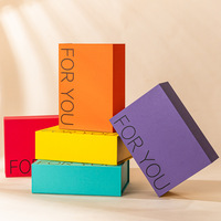 Boîte en papier magnétique élégante personnalisée sur mesure, vente en gros, boîte cadeau rigide pliable de haute qualité pour vêtements et produits de luxe