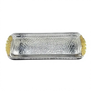 Plateau Rectangle en acier inoxydable martelé fantaisie avec poignée en plumes en laiton Plats et assiettes économiques pour le service des aliments - Product Image 1