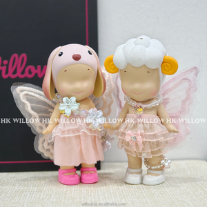 Vêtements Sonny Angel, ensemble de robes faites à la main, vêtements pour poupées, accessoires porte-clés, vente en gros 60 pièces = Expédition gratuite dans certaines zones - Product Image 5