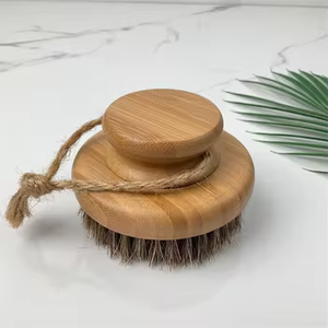 Venta al por mayor piel seca exfoliante corporal cepillo de baño de madera de bambú con cerdas de nailon Sisal para tratamiento de Spa y uso en el baño - Product Image 3