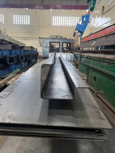 לוחות גג הסתגלות עבור מכולות ומחסנים משלוח צד מיכל 1.00 מ "מ 1.2 מ" מ 1.6 מ "מ 2.00 מ" מ 2.20 מ "מ - Product Image 5