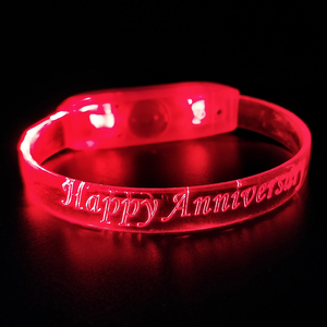 מותאם אישית חתונה מזכרות 3 מצבים מהבהבים צבע שינוי כפתור הופעל LED בברכת צמיד - Product Image 3