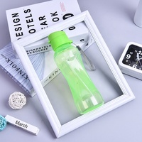 Bouteilles d'eau de Sport en plastique sans BPA de 500ml, bouteille d'eau de luxe personnalisée avec couvercle et passoire