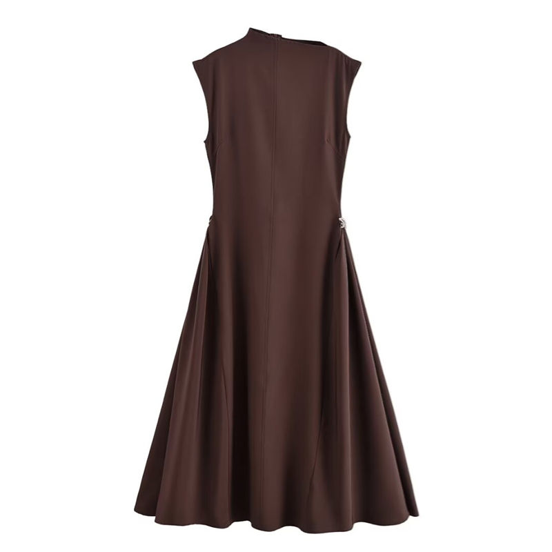 สีน้ำตาล