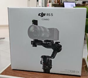 Stabilisateur de caméra portable DJI RS 5 (combo transmission SDR) avec algorithme de stabilisation du cardan <span class=keywords><strong>Ronin</strong></span> RS 5 Combo - Product Image 6