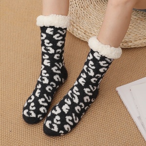 Calzini Invernali da Donna e Ragazze, Caldi e Spessi, in Tessuto Leopardato <span class=keywords><strong>con</strong></span> Fodera in <span class=keywords><strong>Pile</strong></span>, Antiscivolo per Interni - Product Image 6