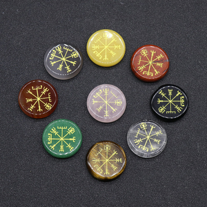 <span class=keywords><strong>Pierre</strong></span> de chance Vegvisir ronde plate gravée naturellement, la boussole viking / boussole runique pour la guérison, cristal 25x25x5mm - Product Image 6