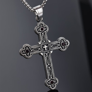 Collier pendentif croix <span class=keywords><strong>viking</strong></span> vintage hip-hop en acier inoxydable Tempusort pour homme, idéal pour le quotidien et les cadeaux, vente en gros - Product Image 3
