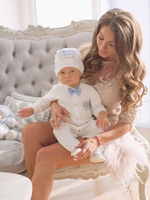 Ensemble 4 pièces 'Take Me Home' pour femme enceinte de 39 semaines : Combinaison, couverture pour bébé, bonnet, moufles, chaussures et parure de bijoux couronne royale pour photographie
