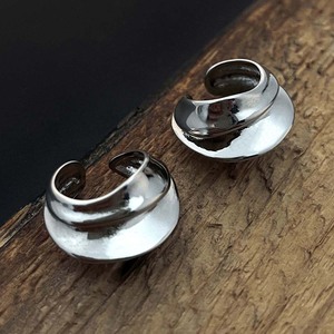 Boucles d'oreilles manchette larges irrégulières VAF Boucles d'oreilles manchette en acier inoxydable exagéré de style froid sans <span class=keywords><strong>piercing</strong></span> d'<span class=keywords><strong>oreille</strong></span> - Product Image 3
