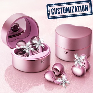 Écouteurs intra-auriculaires M186 Fashion avec clip <span class=keywords><strong>d</strong></span>'<span class=keywords><strong>oreille</strong></span>, étui de charge en forme de cœur avec miroir de maquillage, boucles <span class=keywords><strong>d</strong></span>'oreilles design papillon diamant - Product Image 1