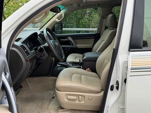 Auto Usado Toyota <span class=keywords><strong>Land</strong></span> <span class=keywords><strong>Cruiser</strong></span>, SUV Grande, 4.0L, 275hp, V8, Manual, 5 Puertas, 8 Asientos, SUV de Lujo, 2015, 2010, 2008, Vehículo Todoterreno - Product Image 5