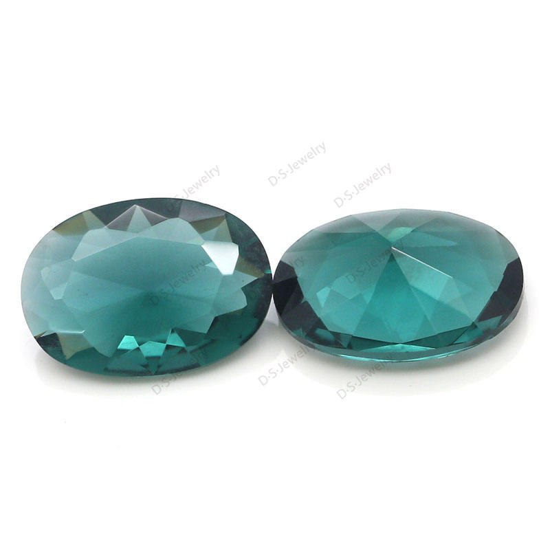 สีเขียวเข้ม