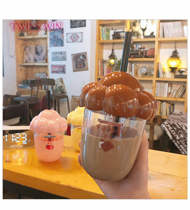 สีน้ำตาล