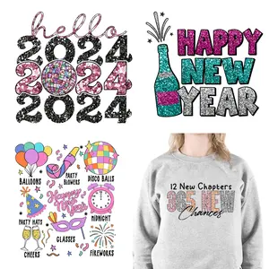 Olá 2024 Plastisol Decalques Na Minha 2024 12 Novos Capítulos 365 Novas Chances Era Faux Glitter DTF Heat Transfer Sticker Para Hoodies