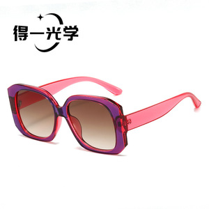 Oversized Square Frame <b>Sunglasses</b> Black UV400 Women Fashion Sun Protection - Product Image 3