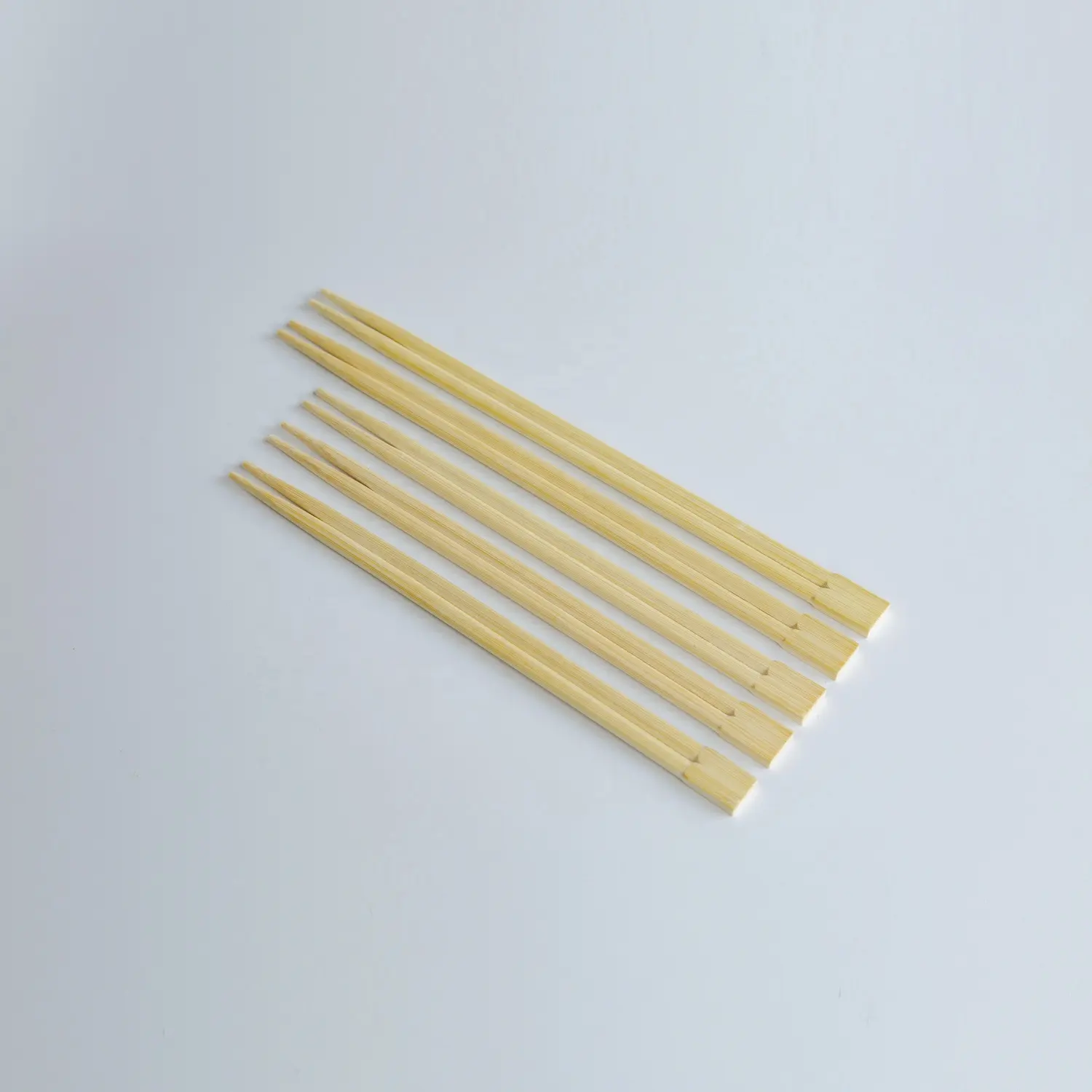 Benutzer definierte gedruckte Sushi Bambus Essstäbchen Einweg Zwillinge Essstäbchen mit Knoten zum Verkauf