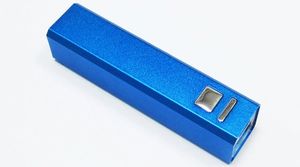 Bancos de energía de metal con logotipo personalizado Electrónica Banco de consumo de energía Delgado móvil 2600mAh Banco de energía para cargadores de teléfono MP3 - Product Image 3