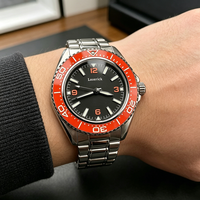 Montre mécanique automatique multifonctionnelle classique OMEGAT pour homme, avec cadran en céramique orange, idéale pour la plongée professionnelle, les trajets quotidiens et les activités de plein air.