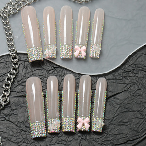 Prix d'usine en gros Ongles à presser longs de luxe en acrylique, motif papillon 3D, couvrance totale, haute qualité, faits main, forme carrée et cercueil - Product Image 1