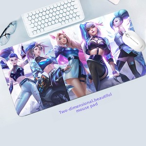 Alfombrilla de Ratón Extra Grande para eSports, Impermeable, con Imágenes de Chicas Atractivas - Product Image 2