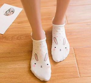 ถุงเท้าข้อสั้นลายการ์ตูนน่ารักสำหรับผู้หญิง หลายแบบ ขายส่ง - Product Image 3