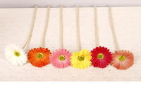 Gerbera artificielle faite à la main au toucher réel (Barberton Daisy) en PU, petite fleur décorative pour la décoration intérieure du salon