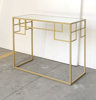 Table console moderne de luxe avec cadre doré et miroir avec 4 tables d'appoint pour salon salle à manger villas hôtels appartements