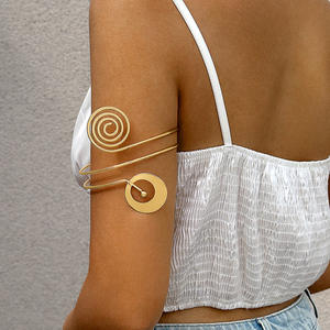 Vendita calda regolabile forma irregolare bracciale bracciale <span class=keywords><strong>gioielli</strong></span> Boho metallo foglia di farfalla fiore bracciale per le braccia delle donne - Product Image 4