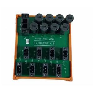 Tableau de distribution d'alimentation à 8 canaux de qualité supérieure FC-PDB-0824P, 24 V CC, 2 A par canal avec indicateurs LED pour DCS - Product Image 1