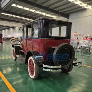 <span class=keywords><strong>Voiture</strong></span> de tourisme électrique rouge et noire de style vintage, design rétro avec deux rangées de sièges, spéciale pour le tourisme panoramique et les événements de <span class=keywords><strong>mariage</strong></span> - Product Image 6