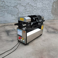 Machine à éplucher et à couper la canne à sucre électrique automatique commerciale, épluchage et coupe de la canne à sucre en une seule machine