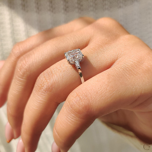 Bague en diamant de laboratoire exquis, coupe de précision, style moderne, parfaite pour les cadeaux de bijoux personnalisés, design élégant en provenance d'Inde - Product Image 3