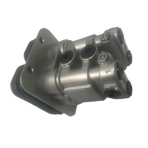 Vanne de pied pour excavatrice Huamao à 8 trous |   Pédale de commande hydraulique durable pour une utilisation précise - Product Image 4
