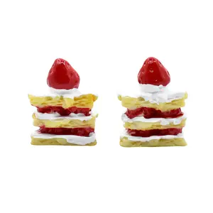 Voedsel Dessert Aardbei Room Napoleon Cake Flatback Hars Bedels Voor Slijm Mobiele Case Sleutelhanger Diy Ambachtelijke Decoratie