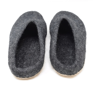 Pantofole Invernali da Casa in Lana Naturale per Uomo, Personalizzabili con Logo, Antiscivolo, Leggere, Morbide e Calde - Product Image 4