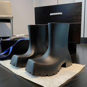 Chaussures pour femmes de style parisien, chaussures décontractées à bout carré, semelle épaisse, bottes en caoutchouc pour la pluie - Product Image 1