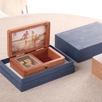 Boîte à musique en bois de noyer personnalisable avec photo, cadeau d'anniversaire, cadeau de remise de diplôme, boîte à musique, cadeau pour la fête des enseignants