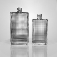 50ml 향수 스프레이 향수 병 깨지지 않는 핫 세일 사각형 Glyph 나선형 유리 병 제조 업체