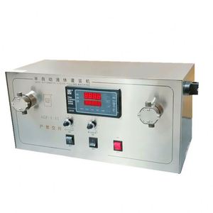 GLF--II <span class=keywords><strong>2</strong></span> cabezas de jugo de fruta de máquina semiautomática de llenado de líquido - Product Image 2