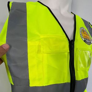 เสื้อกั๊กทำงานแบบมีแถบสะท้อนแสงสีเหลืองเขียวเพื่อความปลอดภัย มองเห็นได้ชัดเจน ระบายอากาศได้ดี ผลิตจากโพลีเอสเตอร์  สำหรับทุกเพศ  สามารถปรับแต่งโลโก้ได้  พร้อมคุณสมบัติตรวจจับเข็ม - Product Image 4