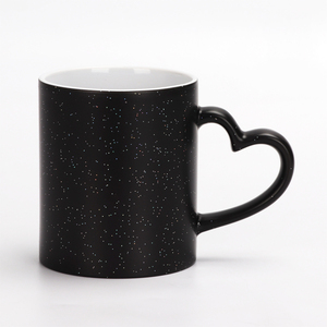 Taza de Café Mágica Personalizada de 11 oz <span class=keywords><strong>con</strong></span> Asa en Forma de Corazón, Porcelana Mate <span class=keywords><strong>con</strong></span> Brillo, Apta para Microondas, Sublimable, Cambia de Color - Product Image 3