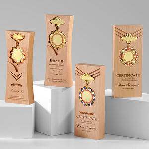 Trofeo de cristal creativo, diseño libre, tema deportivo de madera maciza, personal de alto grado, Reunión Anual, premio, recuerdo de Honor - Product Image 3