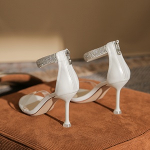 Zapatos de novia blancos de verano para mujer, tacones altos, diseño exquisito, tratamiento antideslizante, ideales para fiestas elegantes - Product Image 4