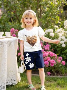 2026 ฤดูร้อนเด็กกางเกงขาสั้นผ้ายีนส์พิมพ์ลายหัวใจสไตล์ฤดูร้อนแฟชั่นของเด็กผู้หญิงกางเกงร้อนชุดเสื้อผ้าเด็กชุด 3-7Y - Product Image 2