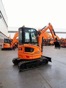 Mini Excavadora de 3.5 Toneladas Más Popular del 2026, Modelo CDM6035, con Potente Motor Japonés, Excavadora Versátil para Jardín, Precio de Fábrica, Envío Rápido - Product Image 4