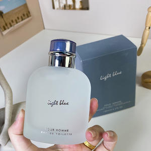 Vente en gros <span class=keywords><strong>de</strong></span> <span class=keywords><strong>parfum</strong></span> 125 ml, inspiré des créateurs originaux, pour hommes, vaporisateur, bleu clair, boisé, frais, <span class=keywords><strong>eau</strong></span> <span class=keywords><strong>de</strong></span> toilette - Product Image 2